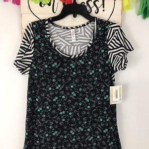 NWT LuLaRoe Classic T abstract design tee